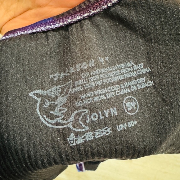 Jolyn - Jackson Tie-Back Training Suit, Viola Print, Size 34, Good Condition! - Picture 6 of 7